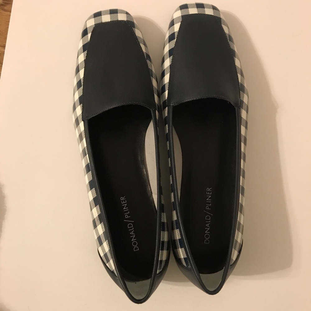 NIB Donald J Pilner blue leather loafers - Picture 7 of 7